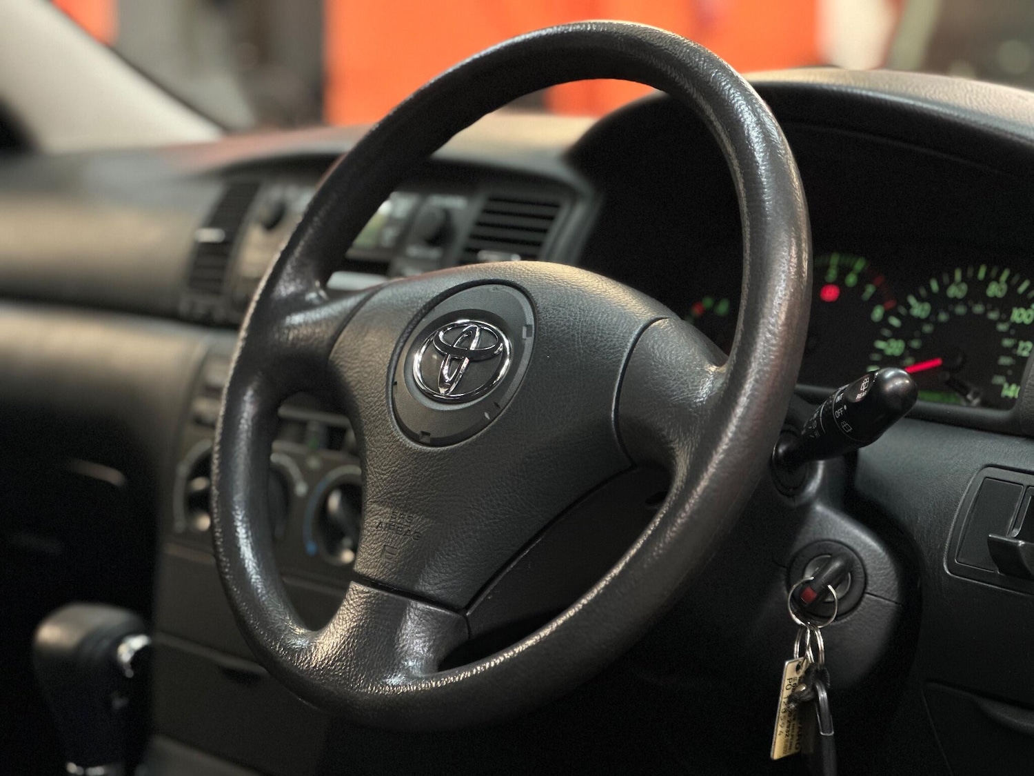 Used Toyota Corolla 2004 for sale - 77039720: Photo 24