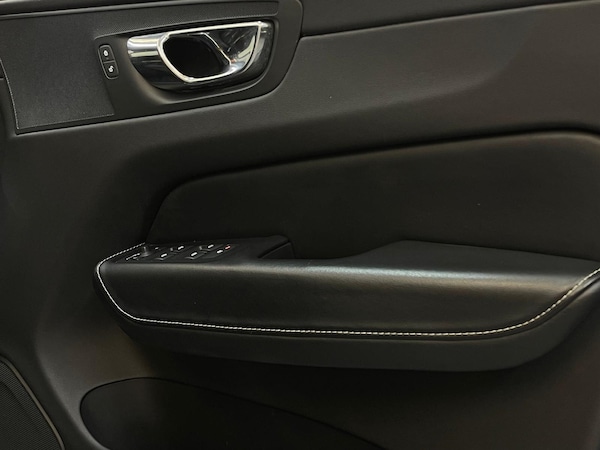 Used Volvo XC60 2017 for sale - 76121453: Photo 36