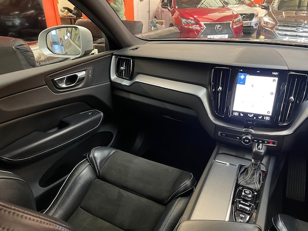 Used Volvo XC60 2017 for sale - 76121453: Photo 43