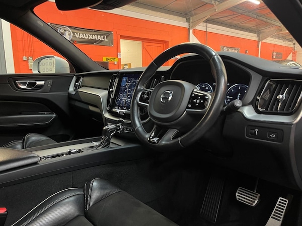 Used Volvo XC60 2017 for sale - 76121453: Photo 9