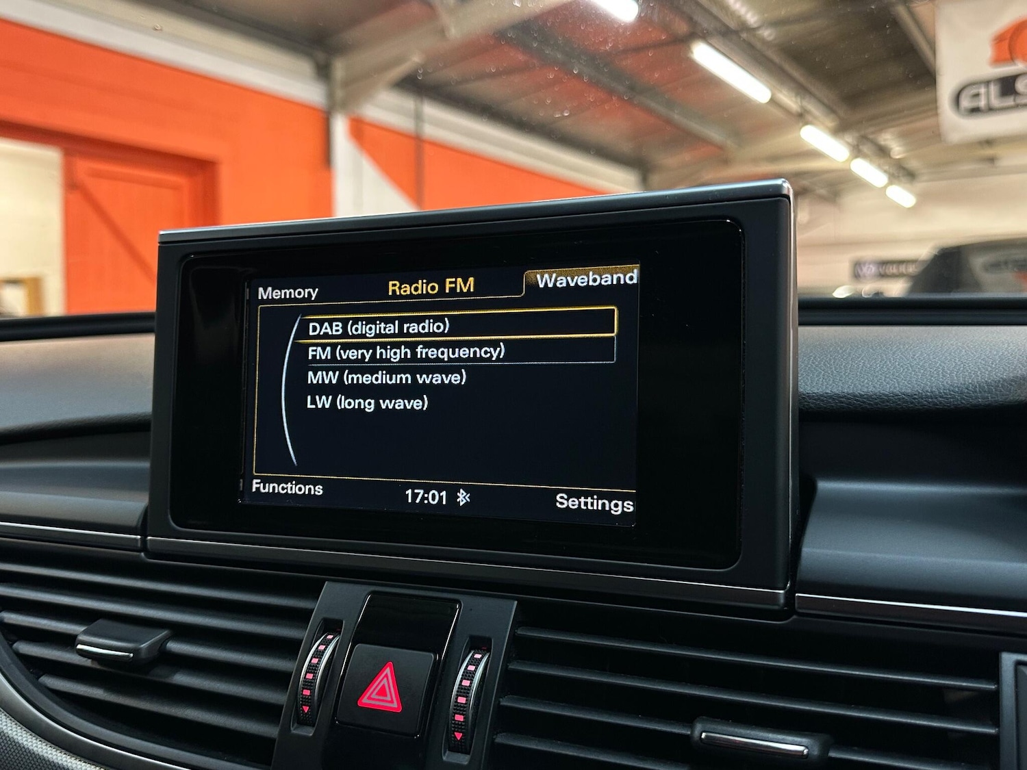 Used Audi A6 Saloon for sale - 77016932: Photo 26