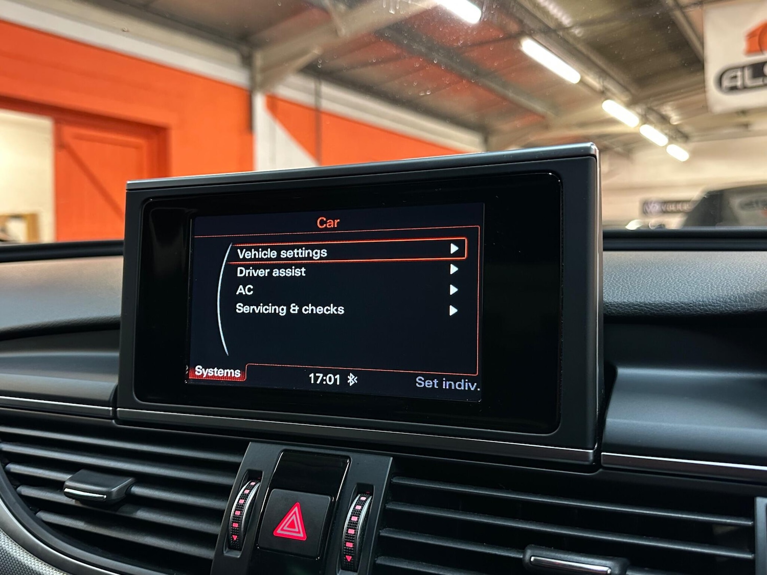 Used Audi A6 Saloon for sale - 77016932: Photo 27