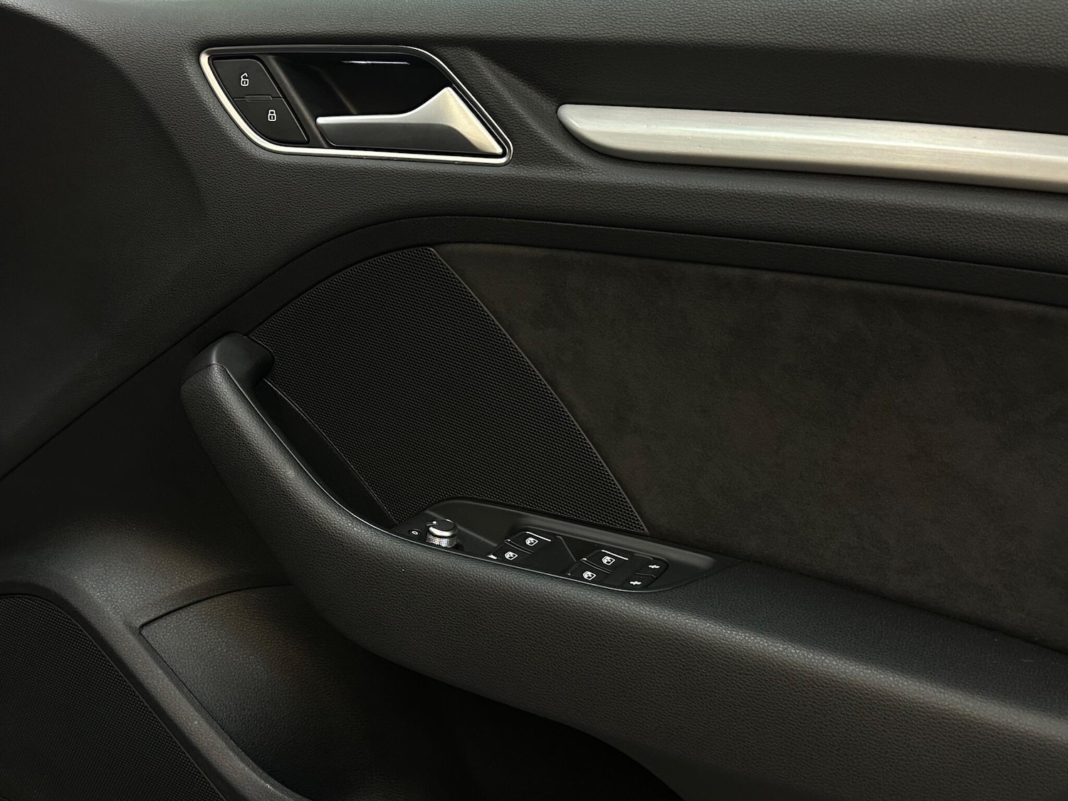 Used Audi A3 2016 for sale - 77091765: Photo 32