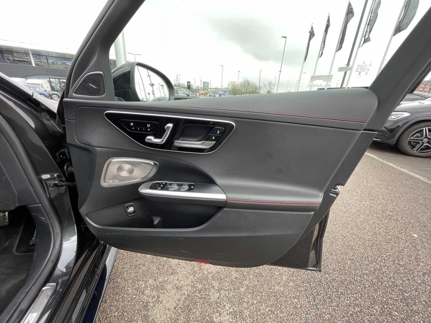 Used Mercedes-Benz C Class 2025 for sale - 77604900: Photo 21