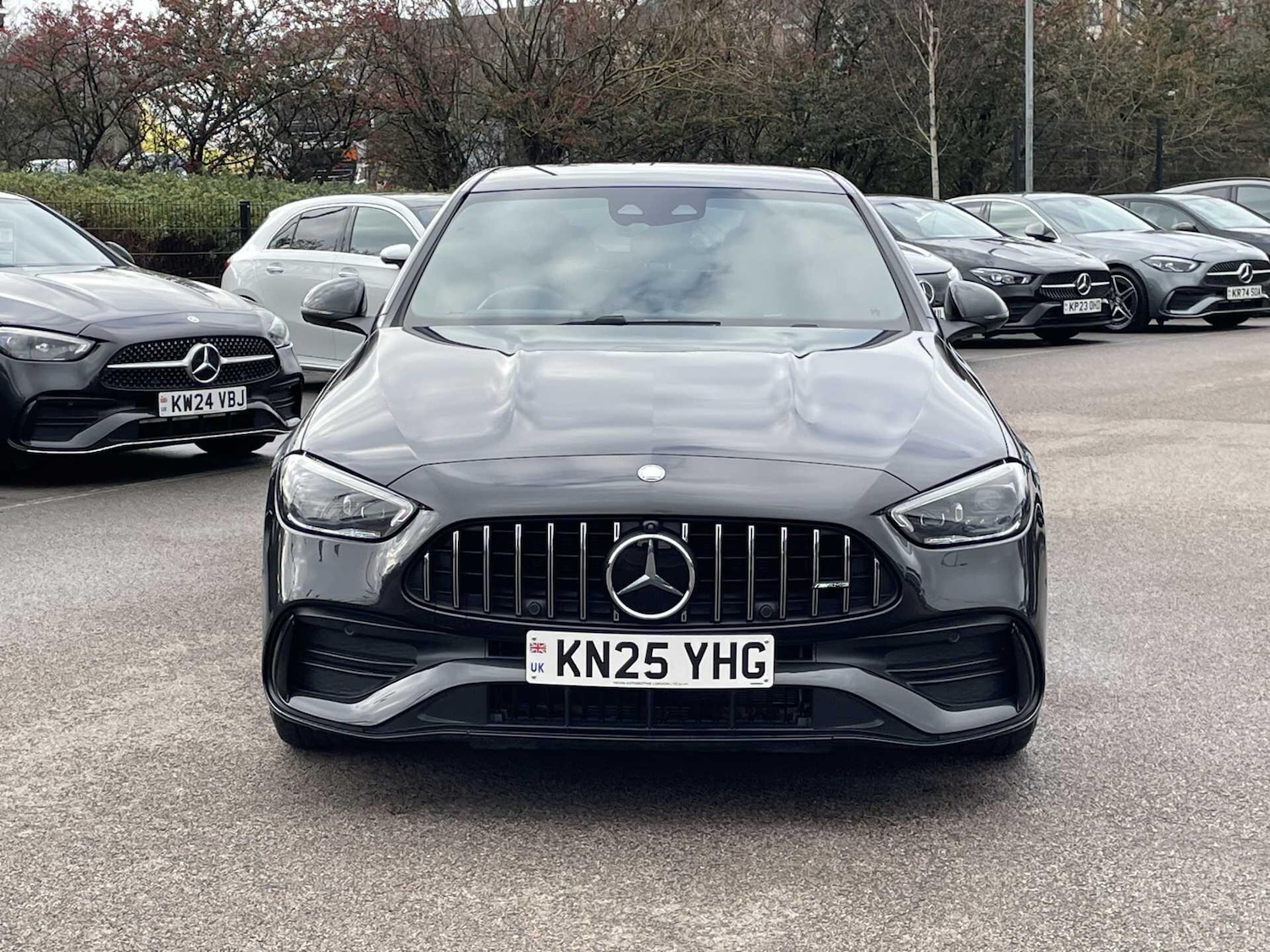 Used Mercedes-Benz C Class 2025 for sale - 77604900: Photo 4