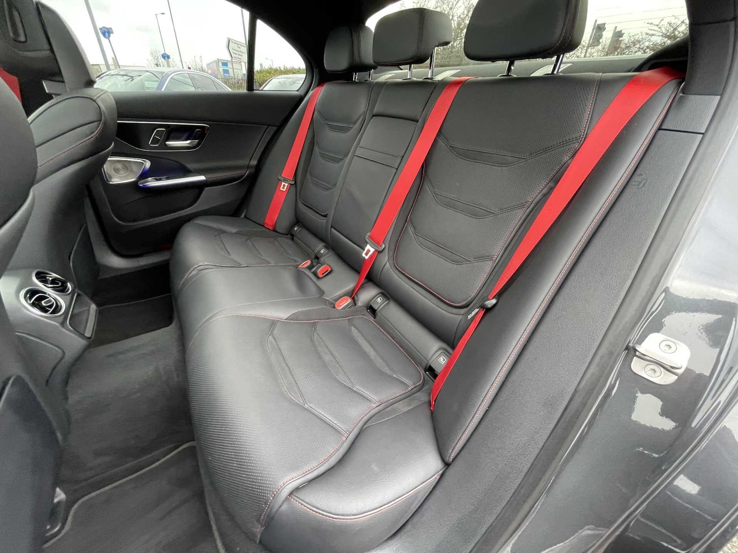 Used Mercedes-Benz C Class 2025 for sale - 77604900: Photo 8