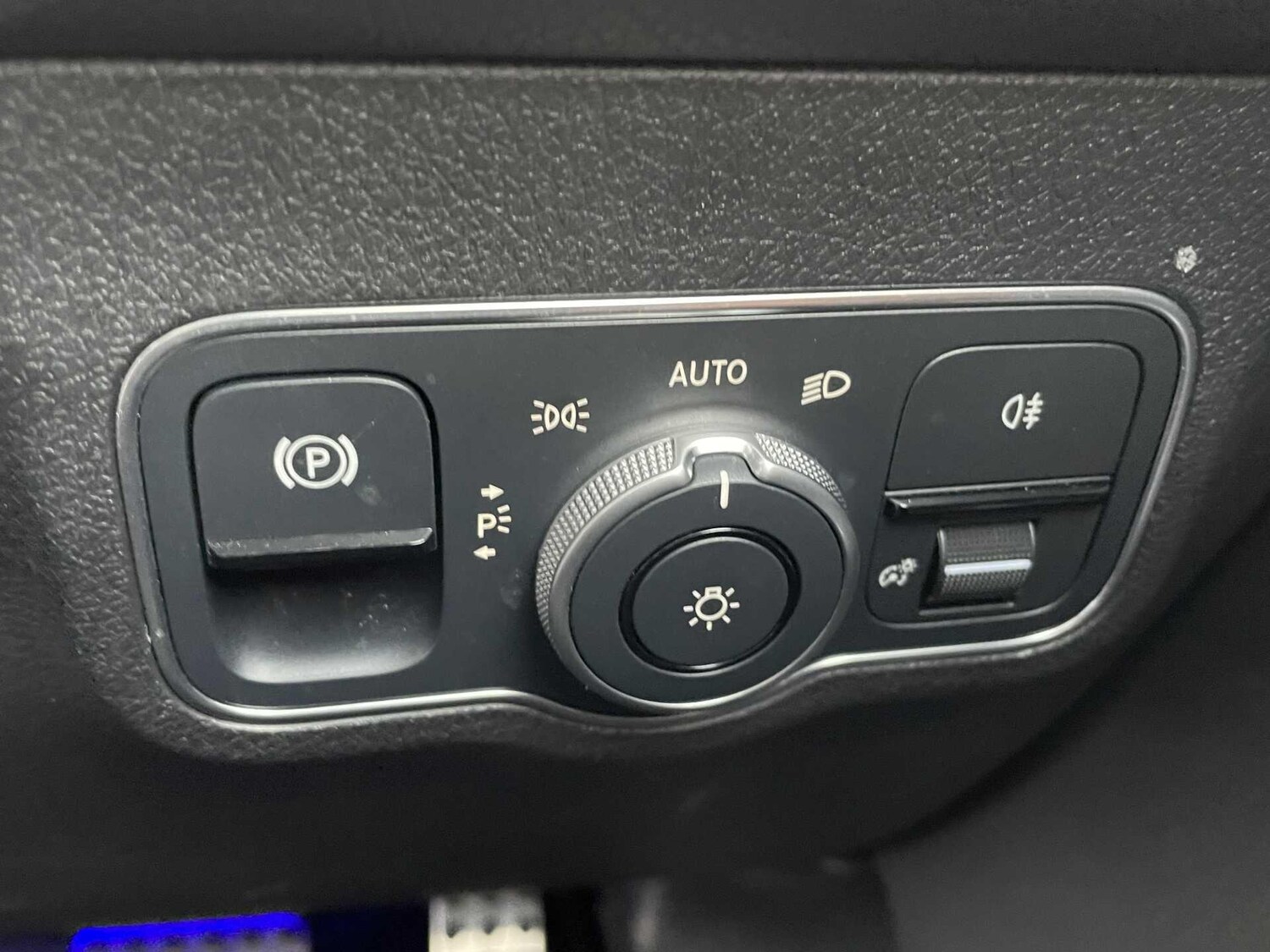 Used Mercedes-Benz EQB for sale - 77808762: Photo 38