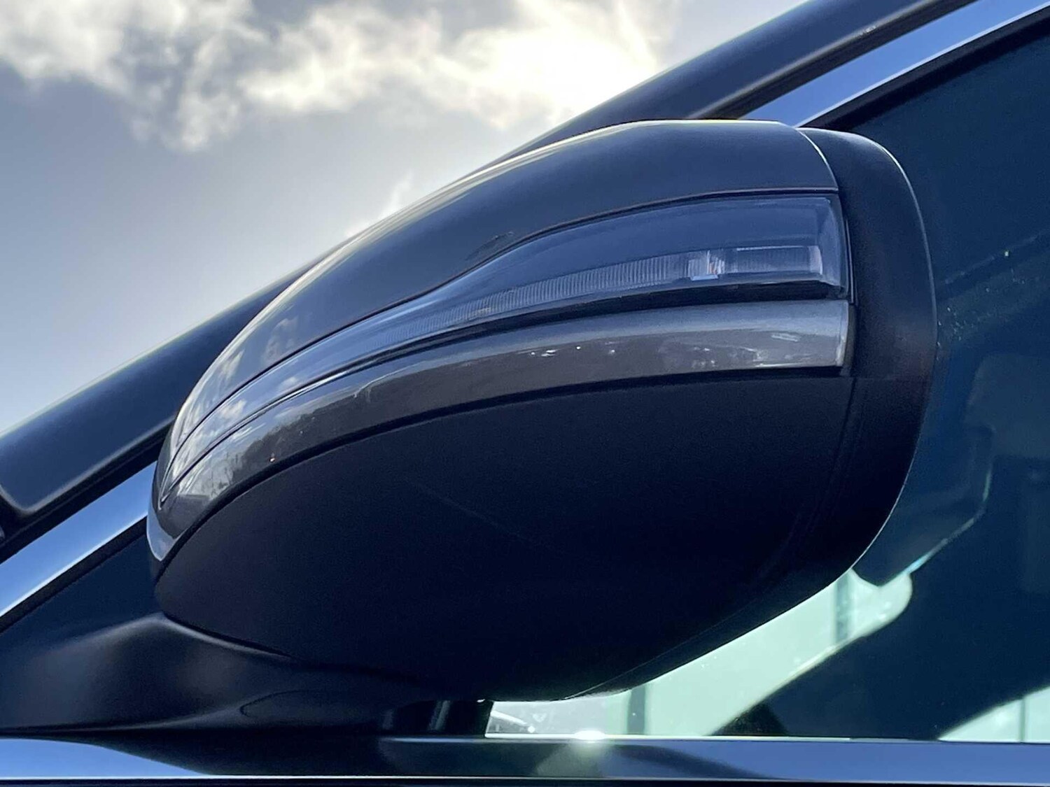 Used Mercedes-Benz GLB 2025 for sale - 77604904: Photo 16