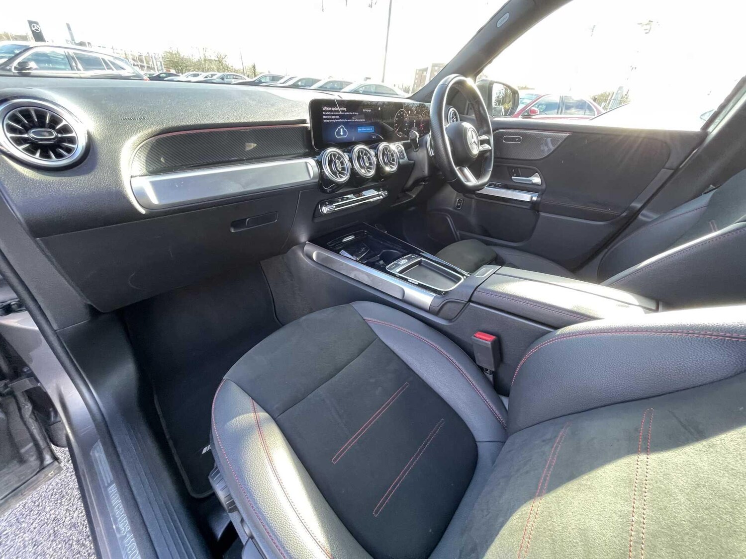 Used Mercedes-Benz GLB 2025 for sale - 77604904: Photo 23