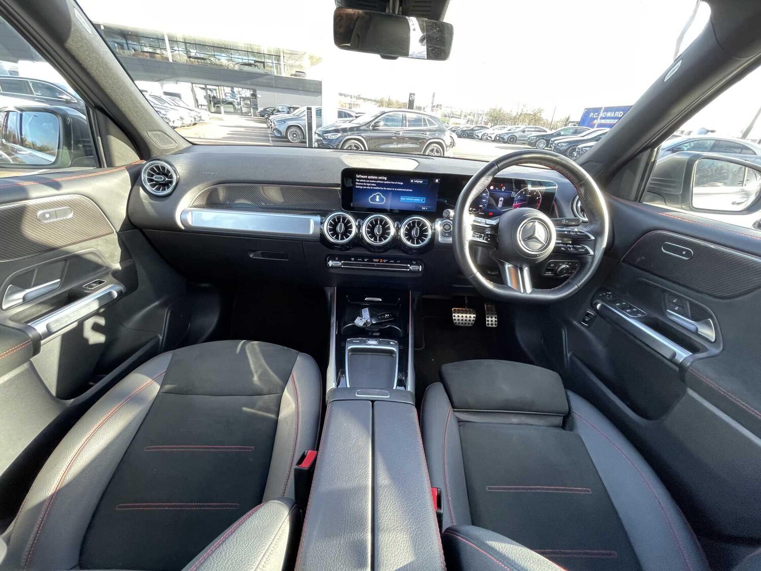 Used Mercedes-Benz GLB 2025 for sale - 77604904: Photo 6