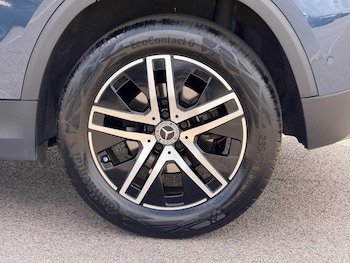 Used Mercedes-Benz GLA 2023 for sale - 79202576: Photo
