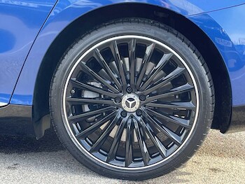 Used Mercedes-Benz EQA 2023 for sale - 77824956: Photo