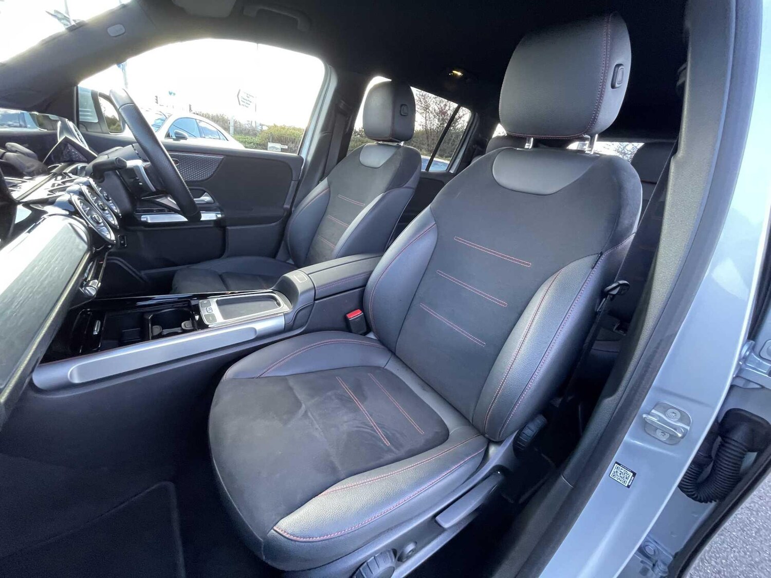 Used Mercedes-Benz EQB 2024 for sale - 77604888: Photo 7