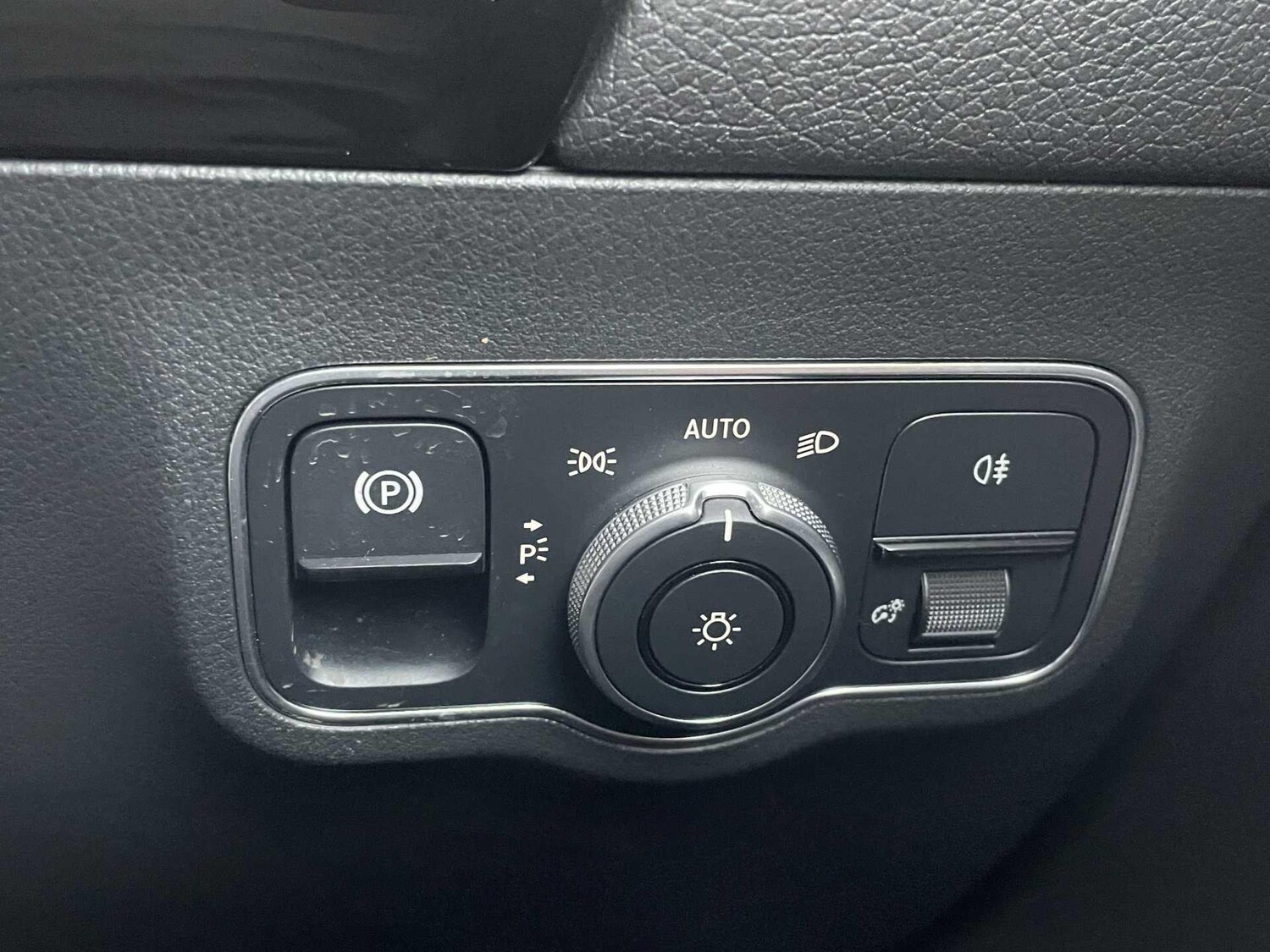 Used Mercedes-Benz EQA 2021 for sale - 77604877: Photo 37