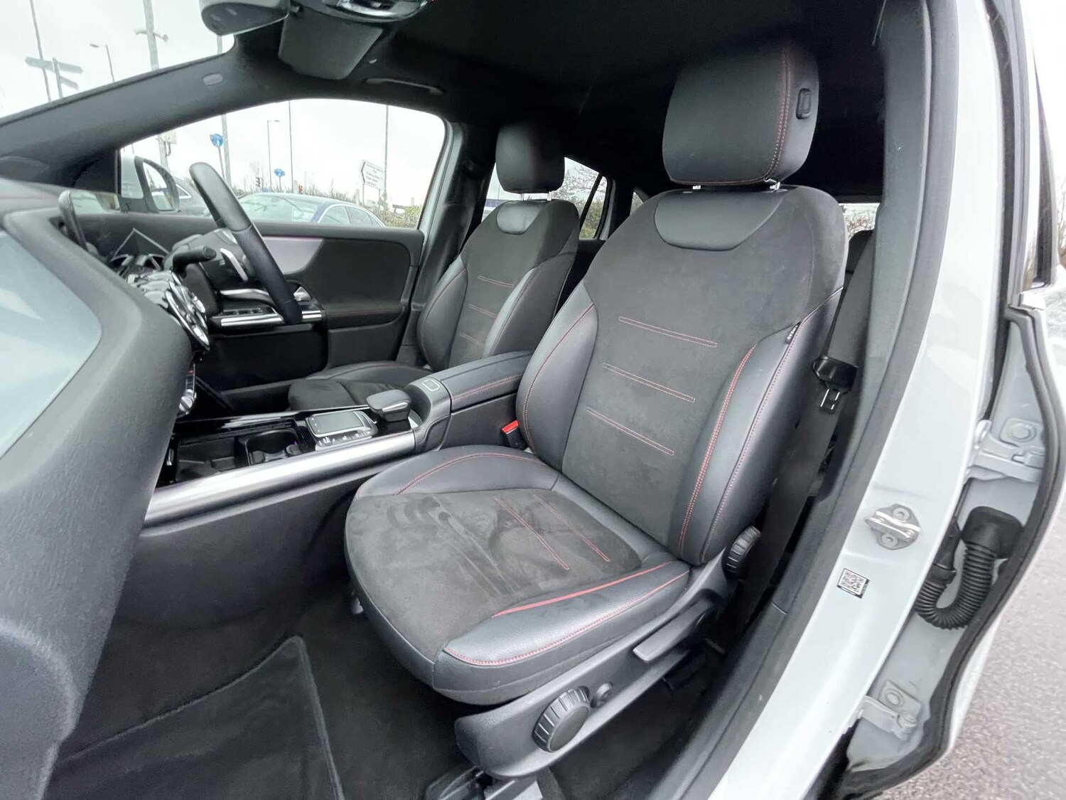 Used Mercedes-Benz EQA 2021 for sale - 77604877: Photo 7