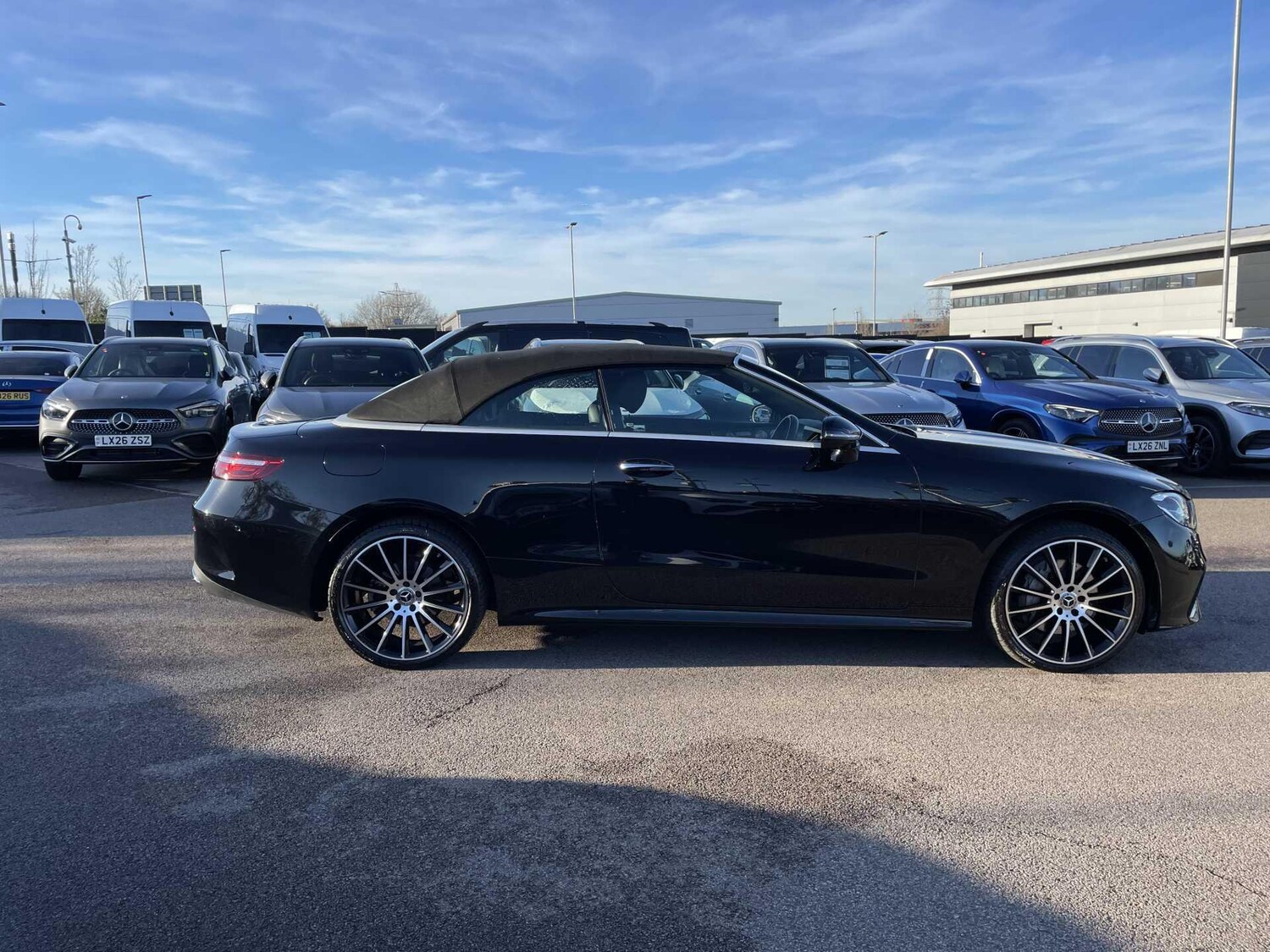 Used Mercedes-Benz E Class 2022 for sale - 77646601: Photo 2