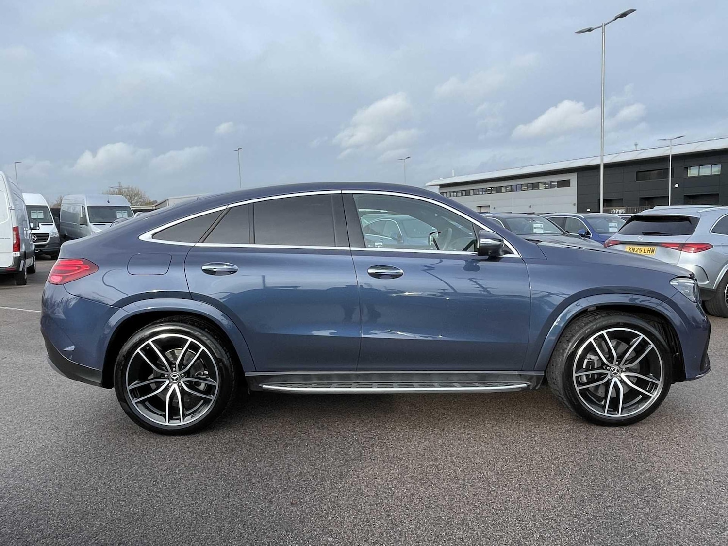Used Mercedes-Benz GLE 2024 for sale - 77604884: Photo 2