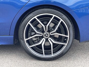 Used Mercedes-Benz C Class 2024 for sale - 78275536: Photo