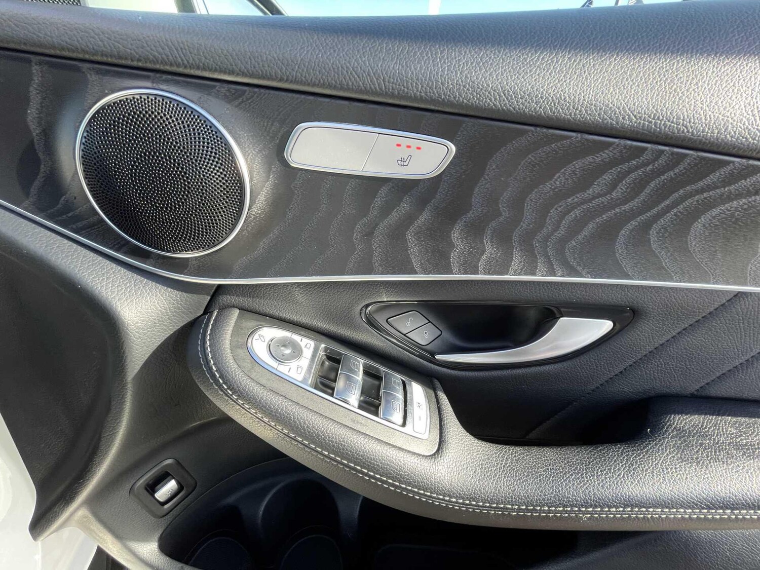 Used Mercedes-Benz GLC 2020 for sale - 77604905: Photo 22