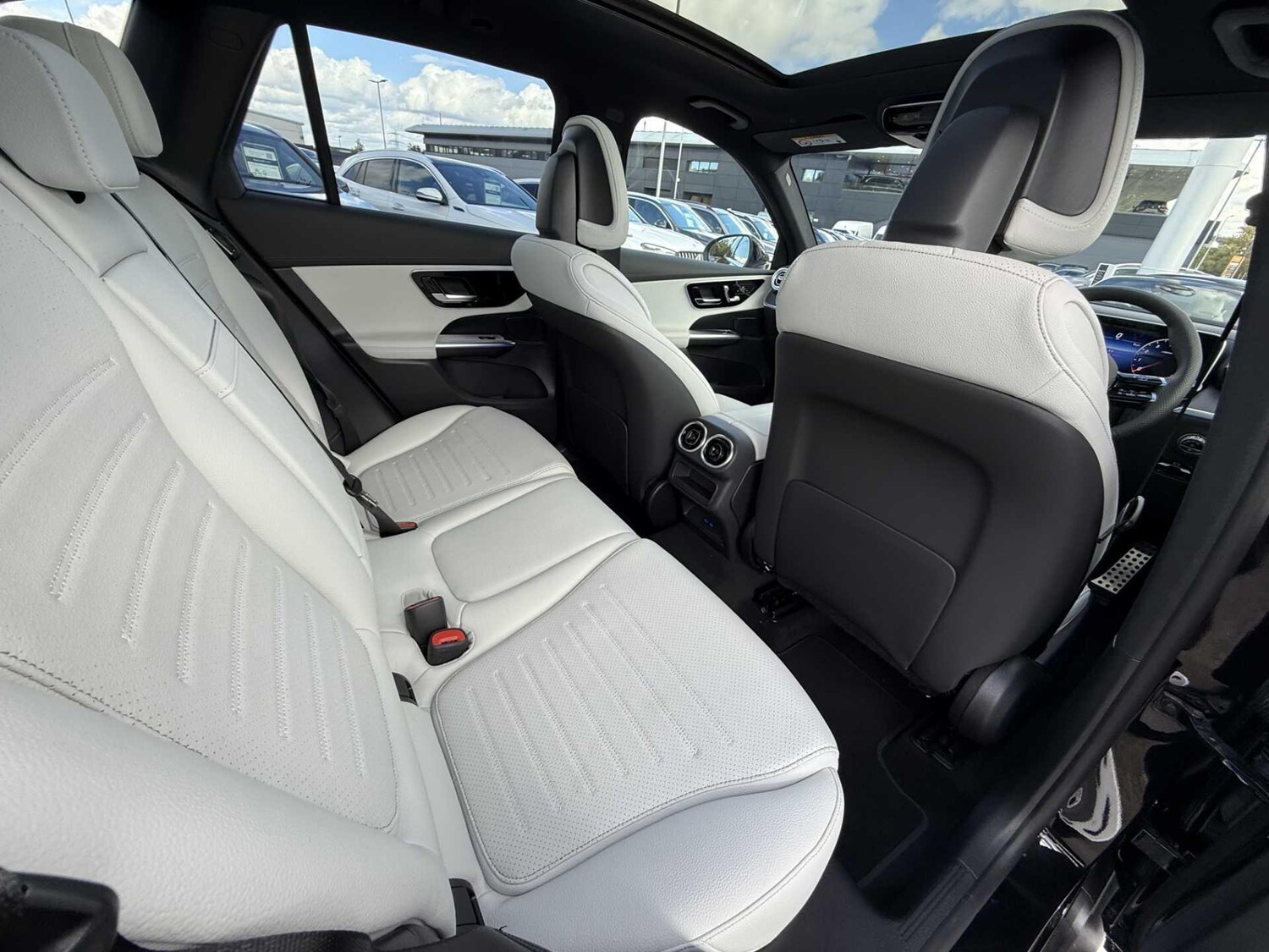 Used Mercedes-Benz GLC 2025 for sale - 78007442: Photo 24