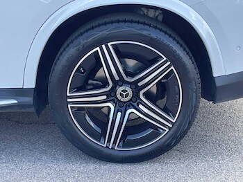 Used Mercedes-Benz GLC 2023 for sale - 78291606: Photo