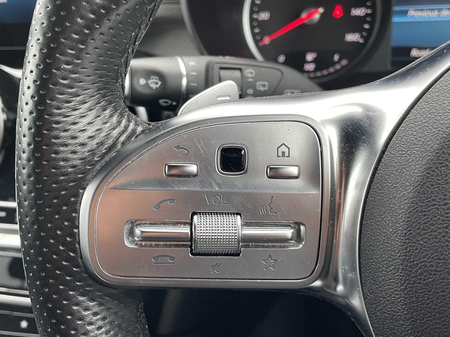 Used Mercedes-Benz GLC 2022 for sale - 77611439: Photo 37