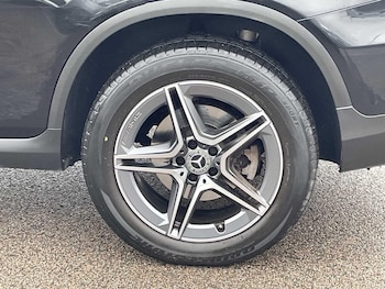 Used Mercedes-Benz GLC 2022 for sale - 77611439: Photo