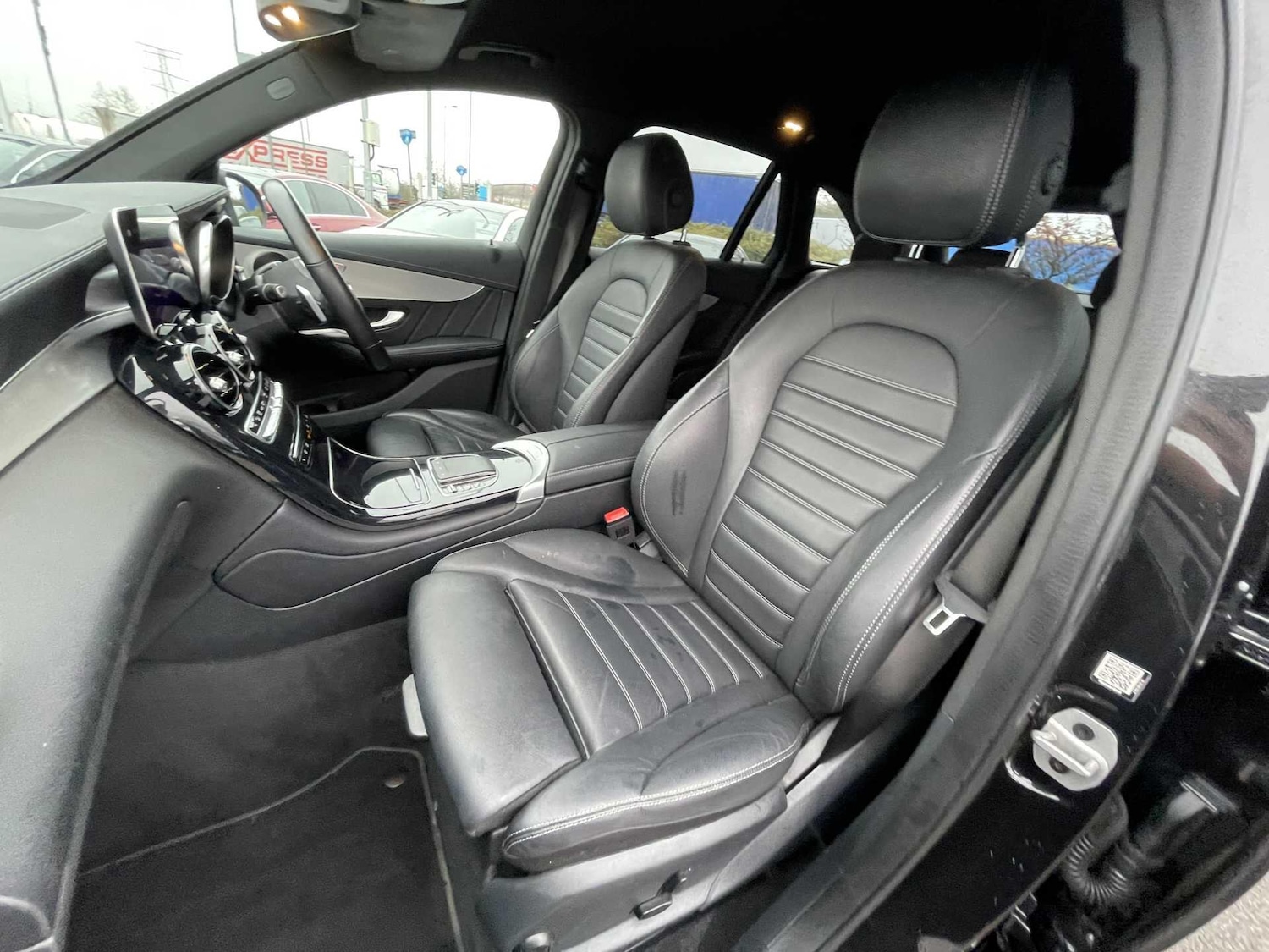 Used Mercedes-Benz GLC 2022 for sale - 77611439: Photo 7
