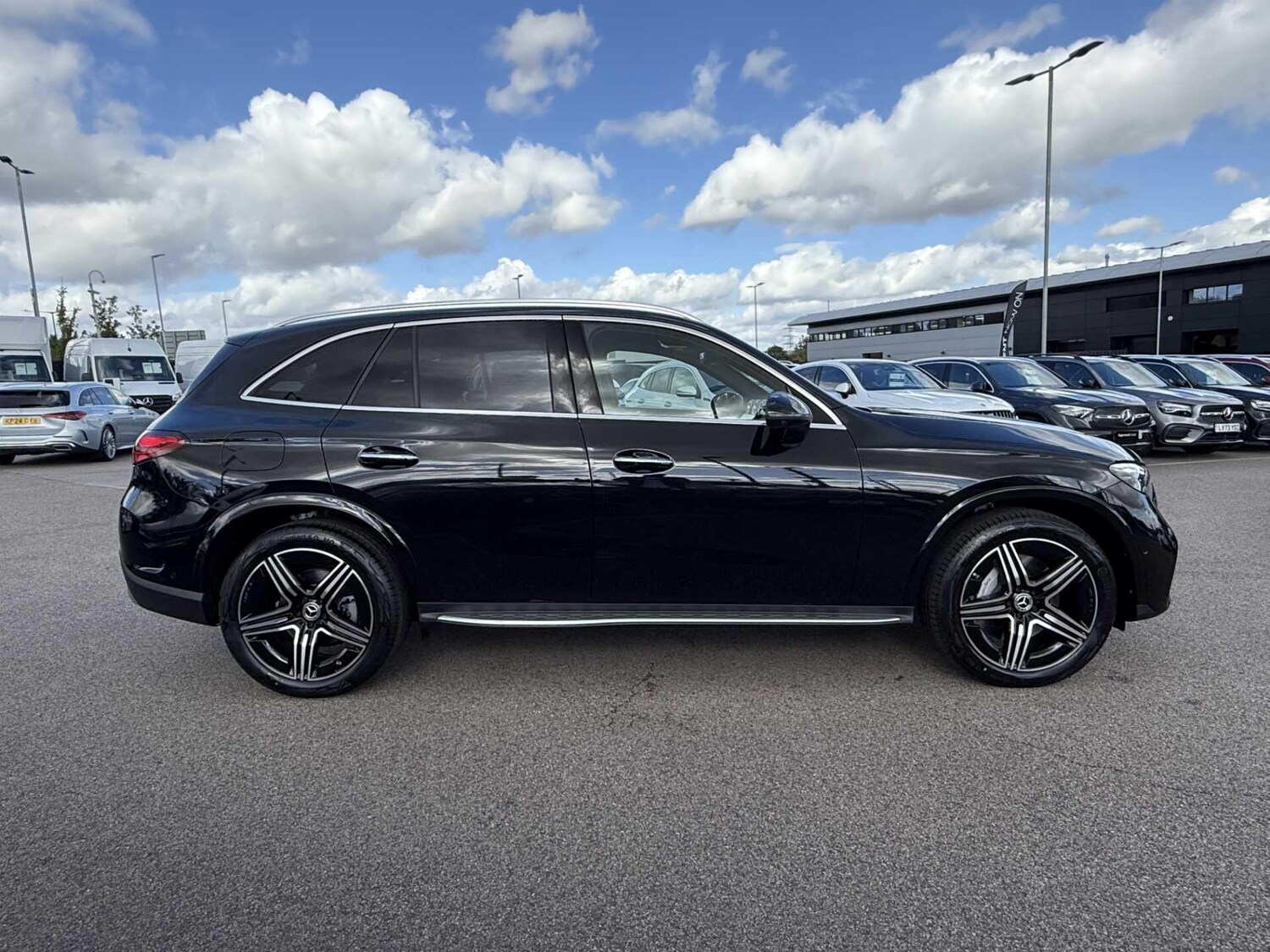 Used Mercedes-Benz GLC for sale - 77854057: Photo 2