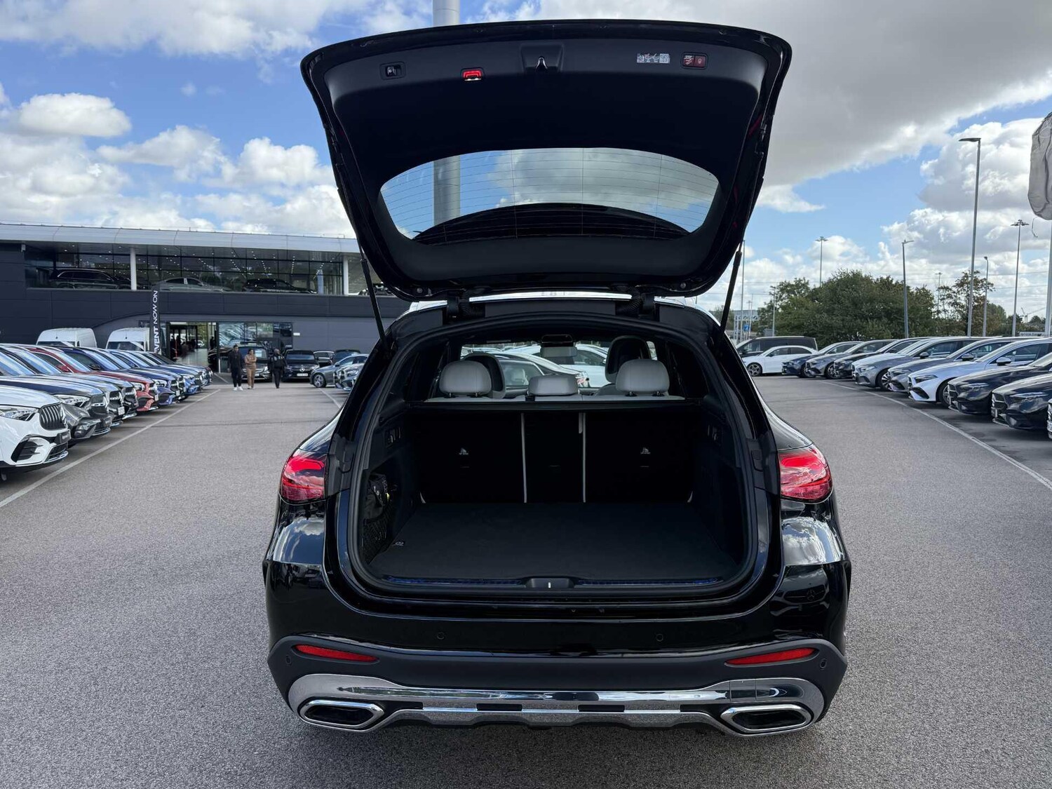 Used Mercedes-Benz GLC for sale - 77854057: Photo 9