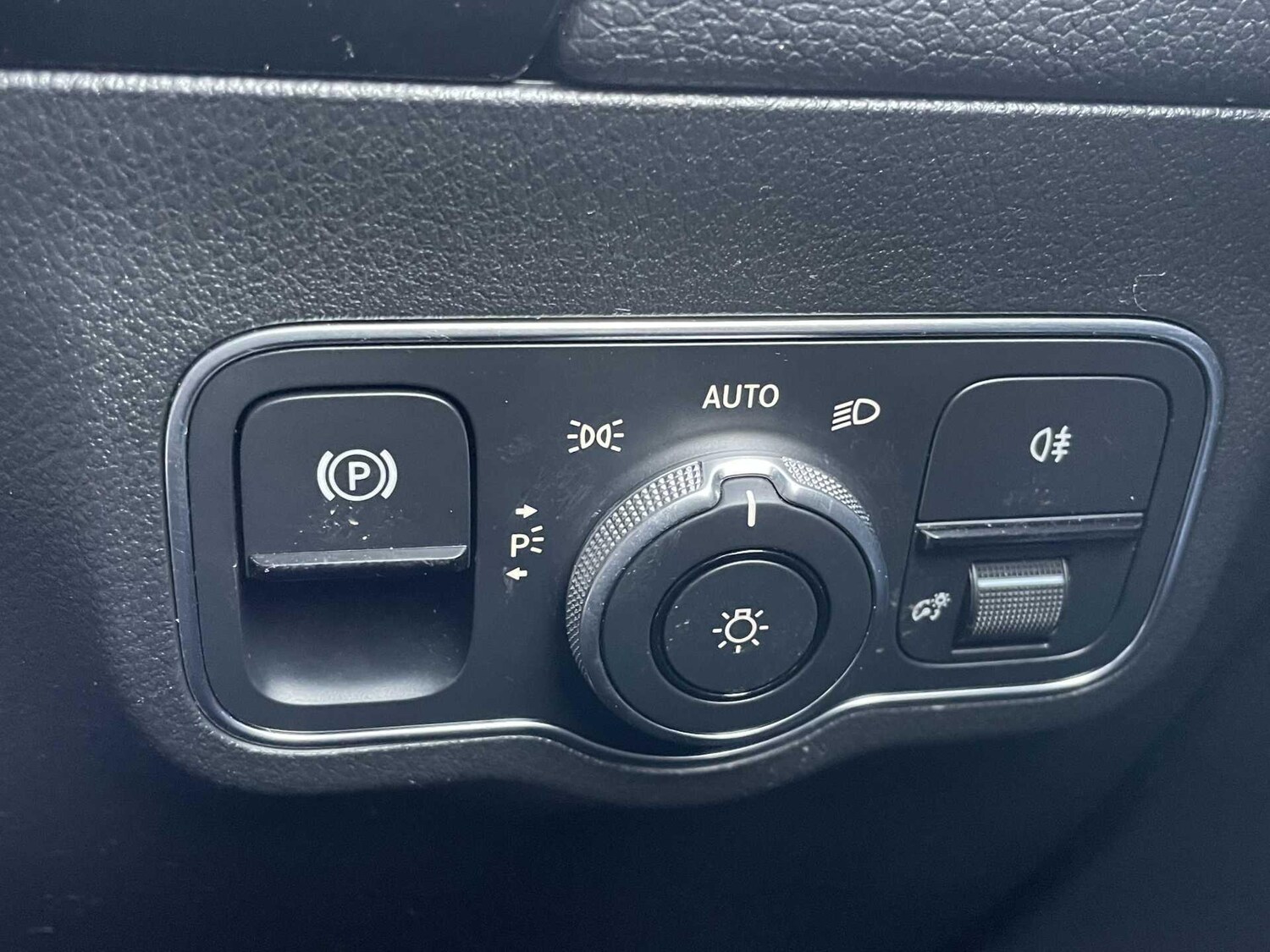 Used Mercedes-Benz GLA for sale - 77671495: Photo 38