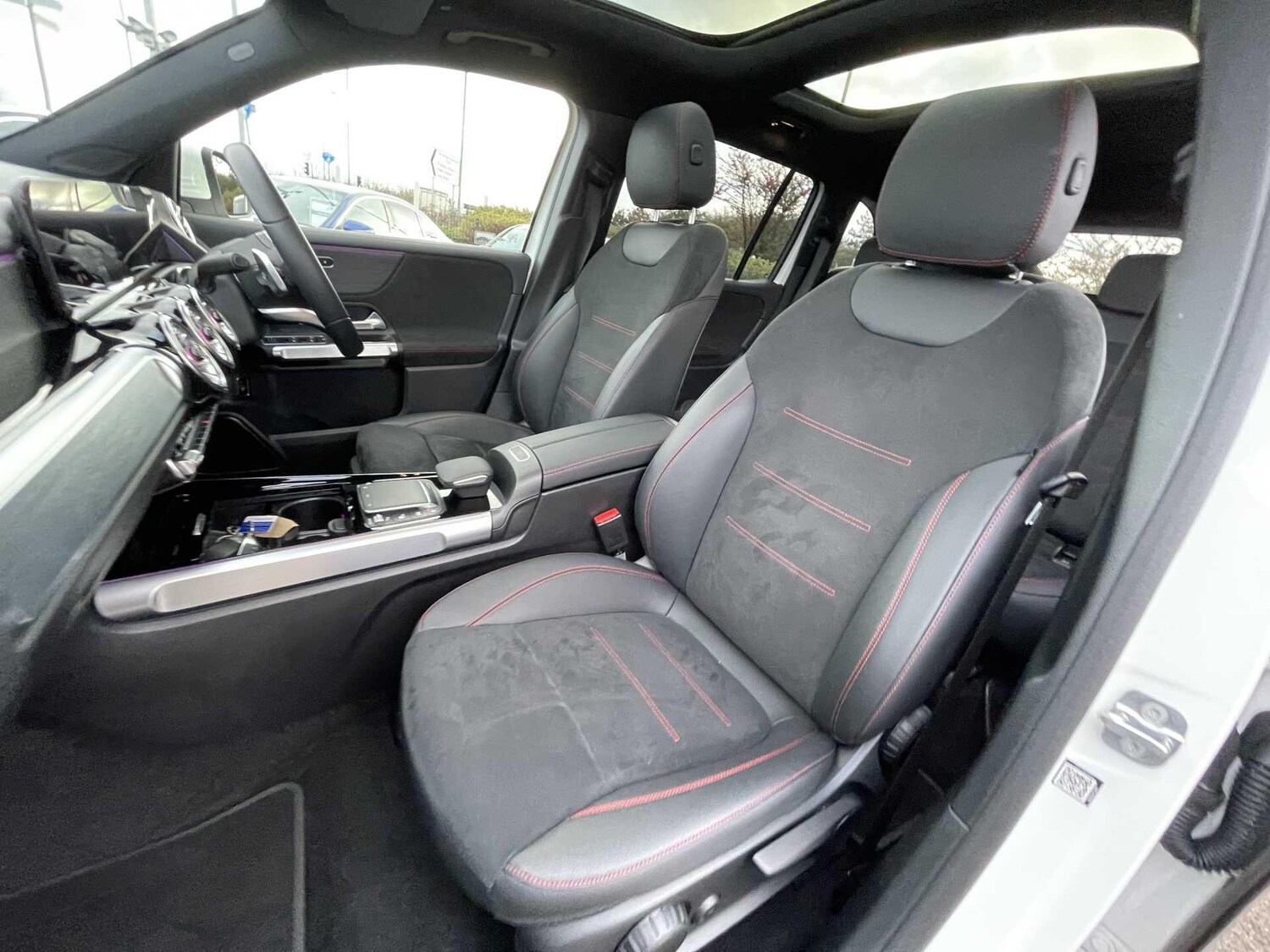 Used Mercedes-Benz EQB 2023 for sale - 77604910: Photo 7