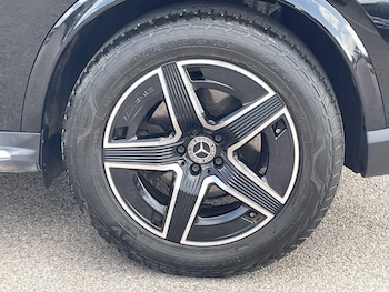 Used Mercedes-Benz GLC 2023 for sale - 79520591: Photo