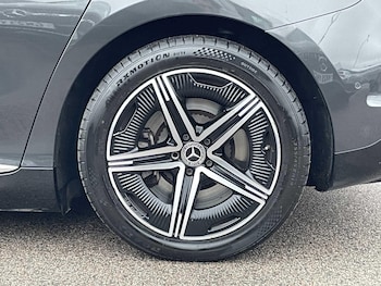 Used Mercedes-Benz EQA 2023 for sale - 77604886: Photo