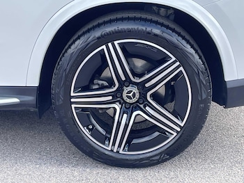 Used Mercedes-Benz GLC 2024 for sale - 78623111: Photo
