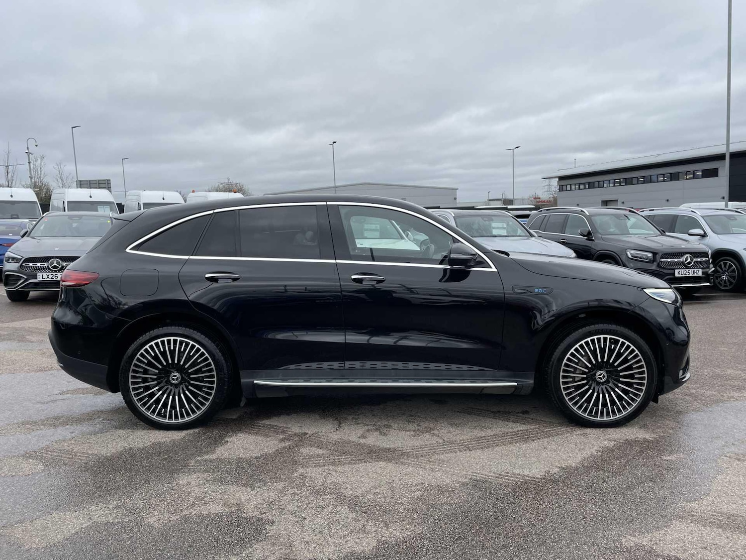 Used Mercedes-Benz EQC 2021 for sale - 77633642: Photo 2