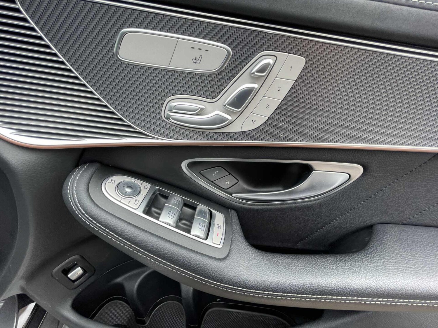 Used Mercedes-Benz EQC 2021 for sale - 77633642: Photo 22