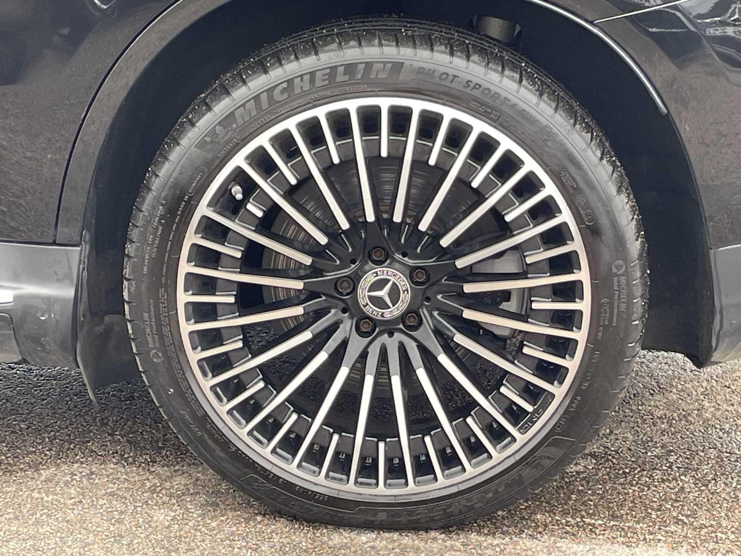 Used Mercedes-Benz EQC 2021 for sale - 77633642: Photo 3