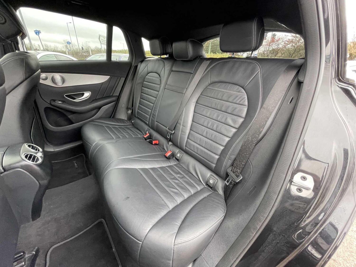 Used Mercedes-Benz EQC 2021 for sale - 77633642: Photo 8