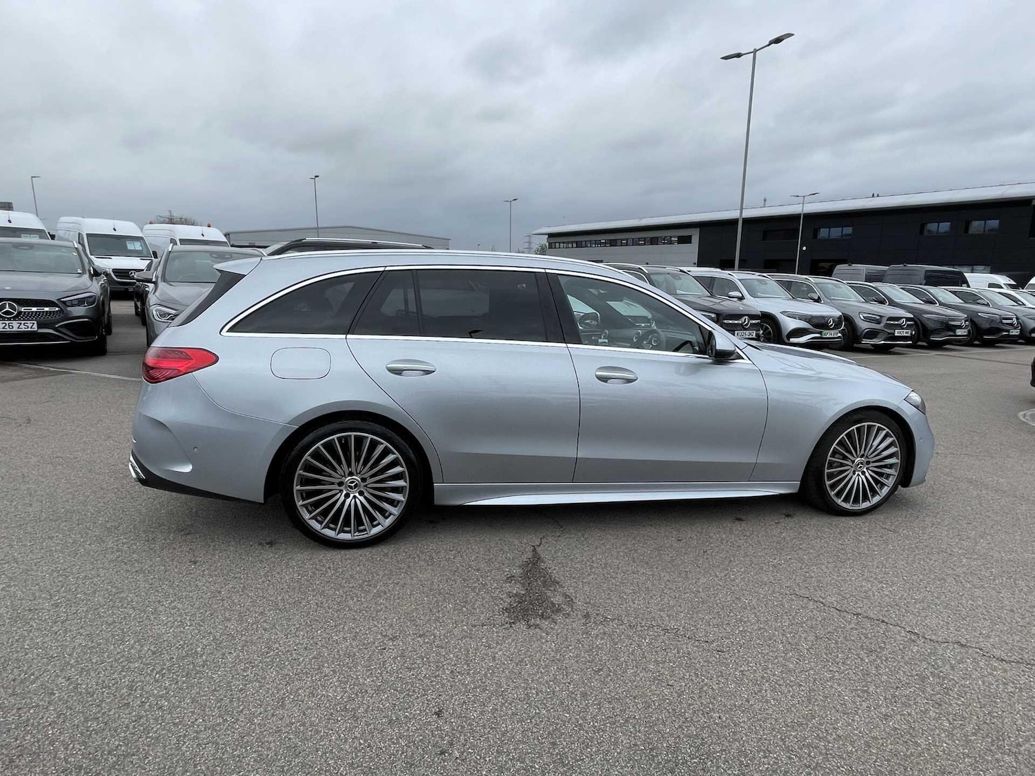 Used Mercedes-Benz C Class 2024 for sale - 77646460: Photo 2