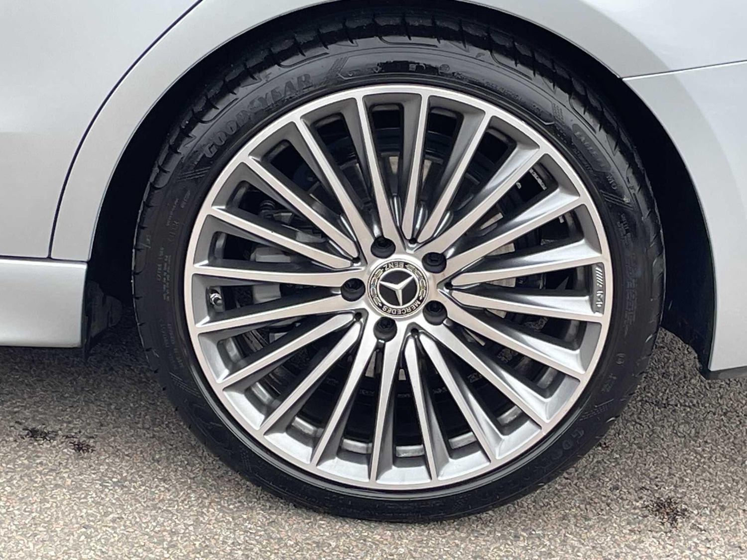 Used Mercedes-Benz C Class 2024 for sale - 77646460: Photo 3