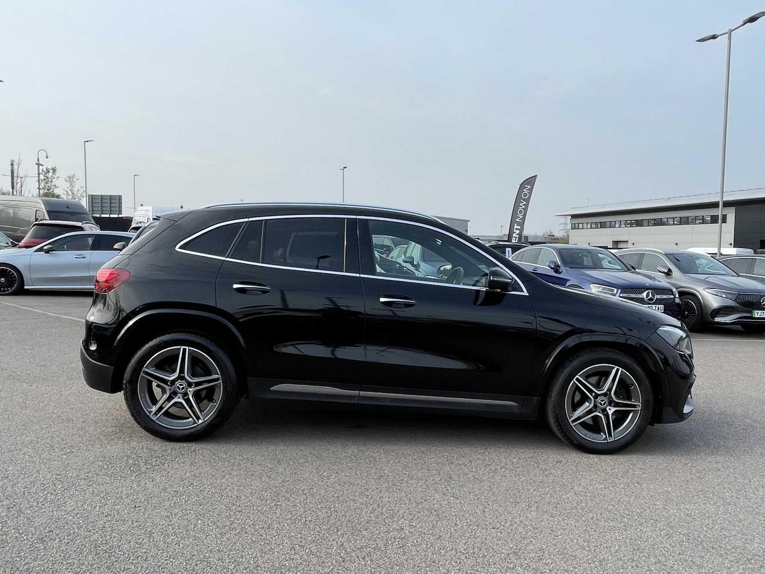 Used Mercedes-Benz GLA 2023 for sale - 77993285: Photo 2
