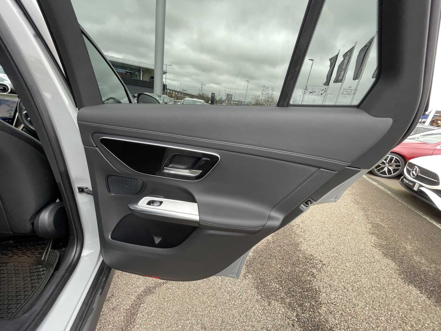 Used Mercedes-Benz GLC 2025 for sale - 77695532: Photo 25