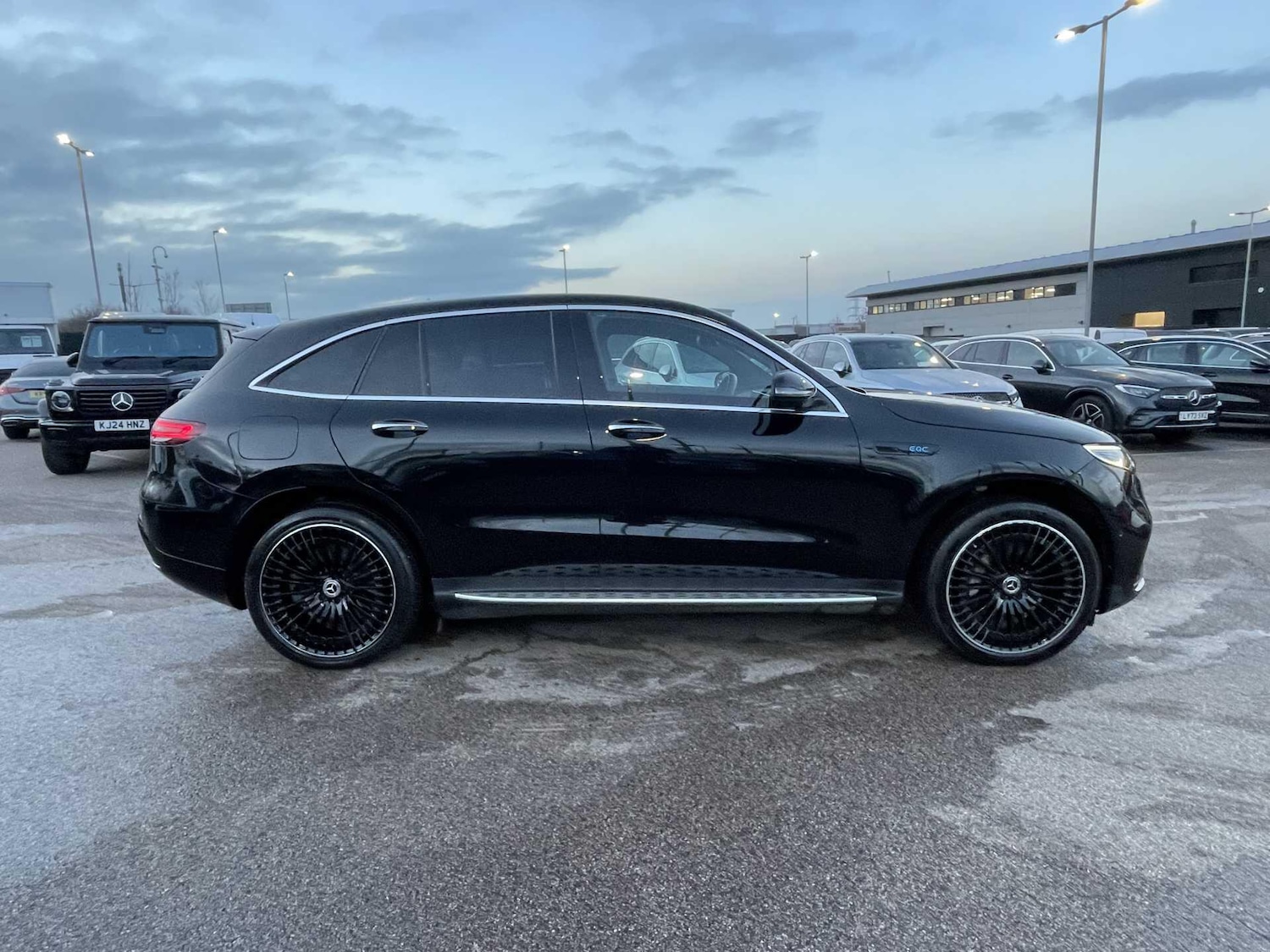 Used Mercedes-Benz EQC 2023 for sale - 77604872: Photo 2