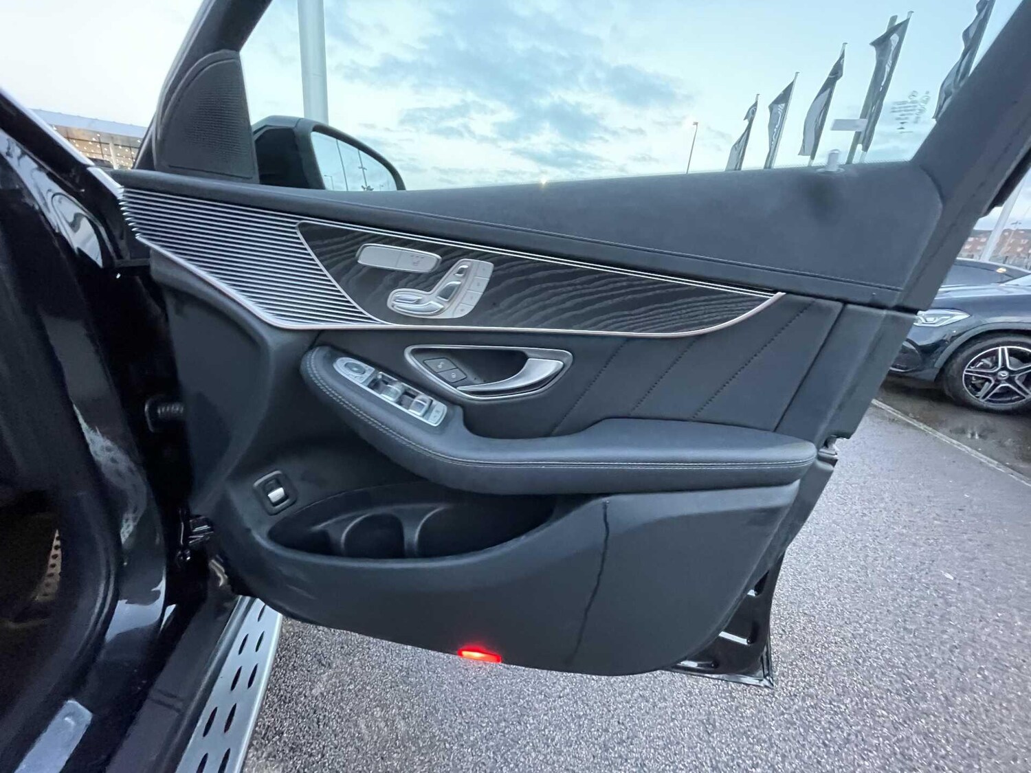 Used Mercedes-Benz EQC 2023 for sale - 77604872: Photo 21