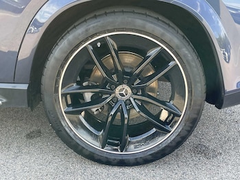 Used Mercedes-Benz GLE 2025 for sale - 79303886: Photo