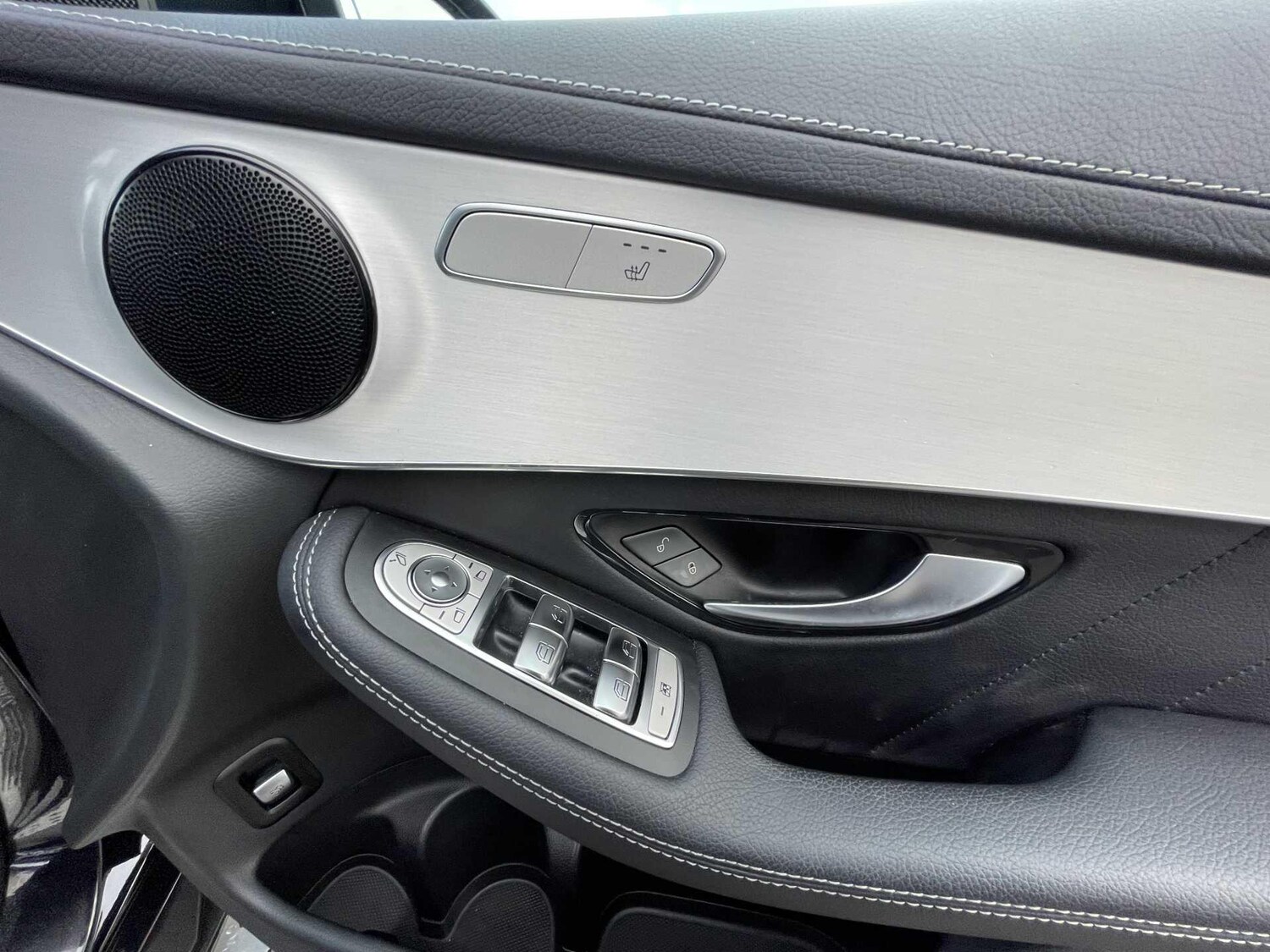 Used Mercedes-Benz GLC 2023 for sale - 77604880: Photo 22