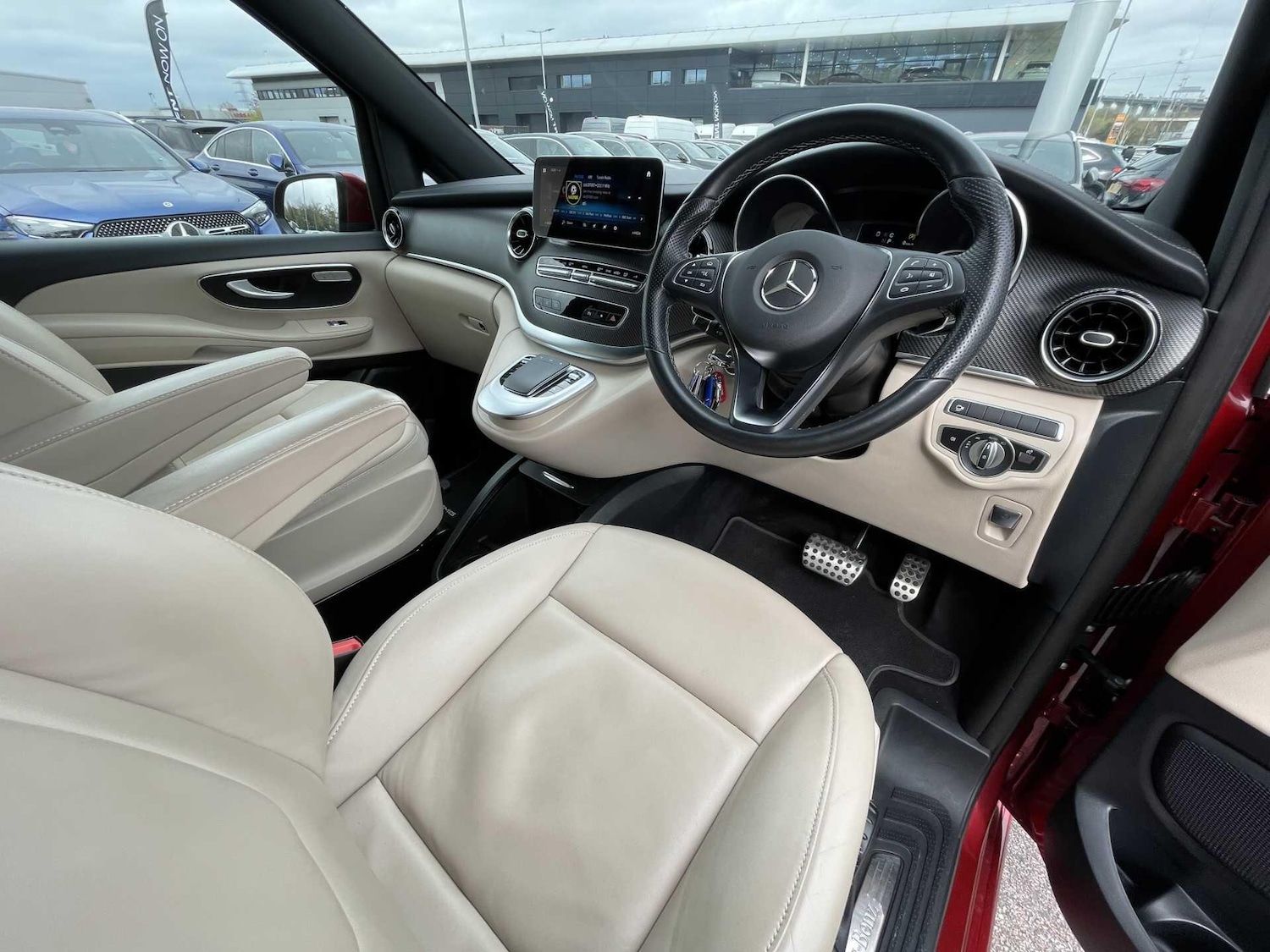 Used Mercedes-Benz V-Class 2023 for sale - 78006549: Photo 19