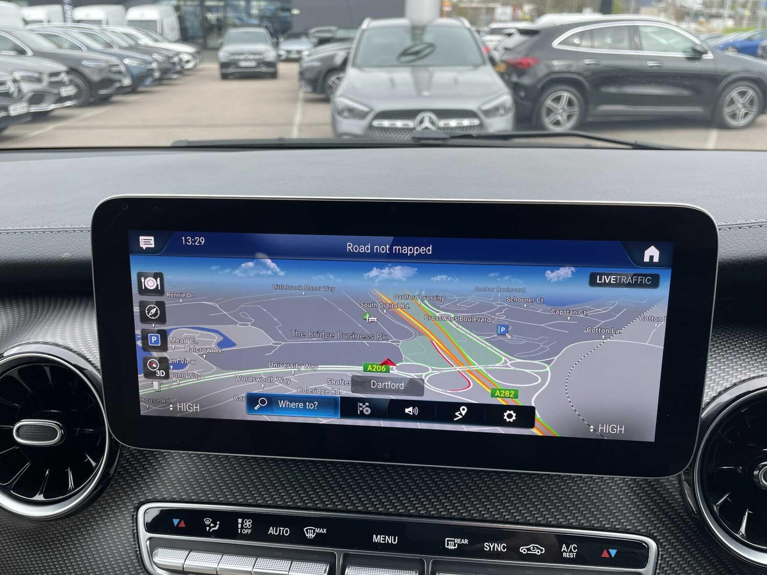 Used Mercedes-Benz V-Class 2023 for sale - 78006549: Photo 28