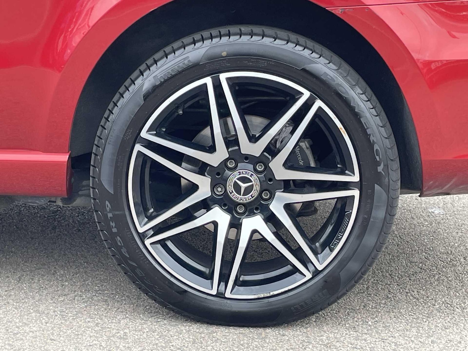 Used Mercedes-Benz V-Class 2023 for sale - 78006549: Photo 3